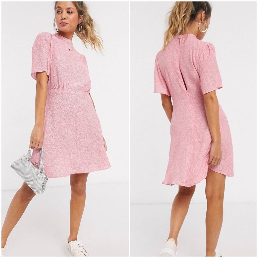 NWT New Look Ah Minnie Floral Dress